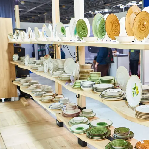 New Bone China vs. Ceramic Dinnerware: Which is Best for Wholesale Buyers in Southeast Asia?
