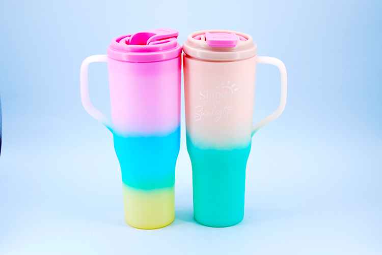 Wholesale Drinkware Plastic Tumblers